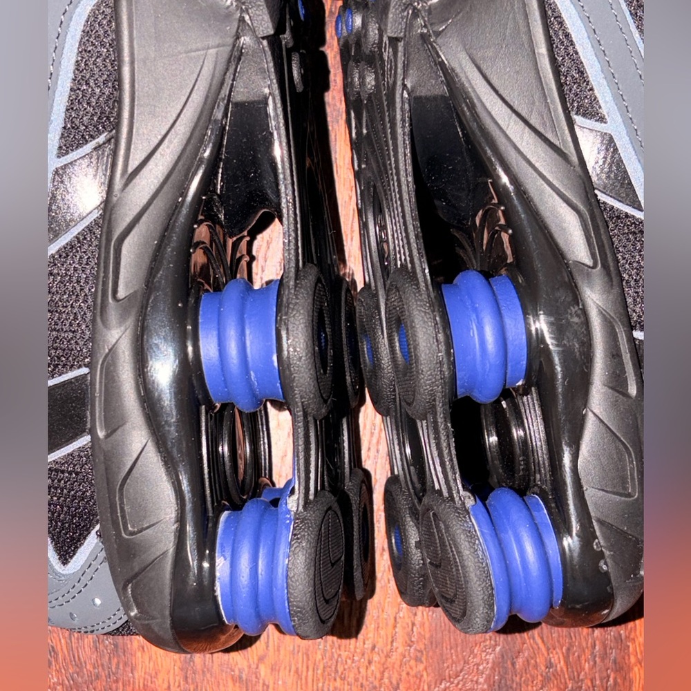 Nike size 11.5 - Picture 14 of 15